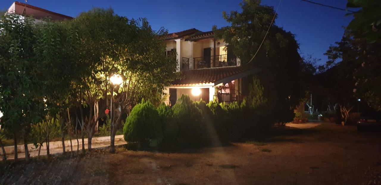 Tholeto Apartments Agios Gordios  Exterior foto