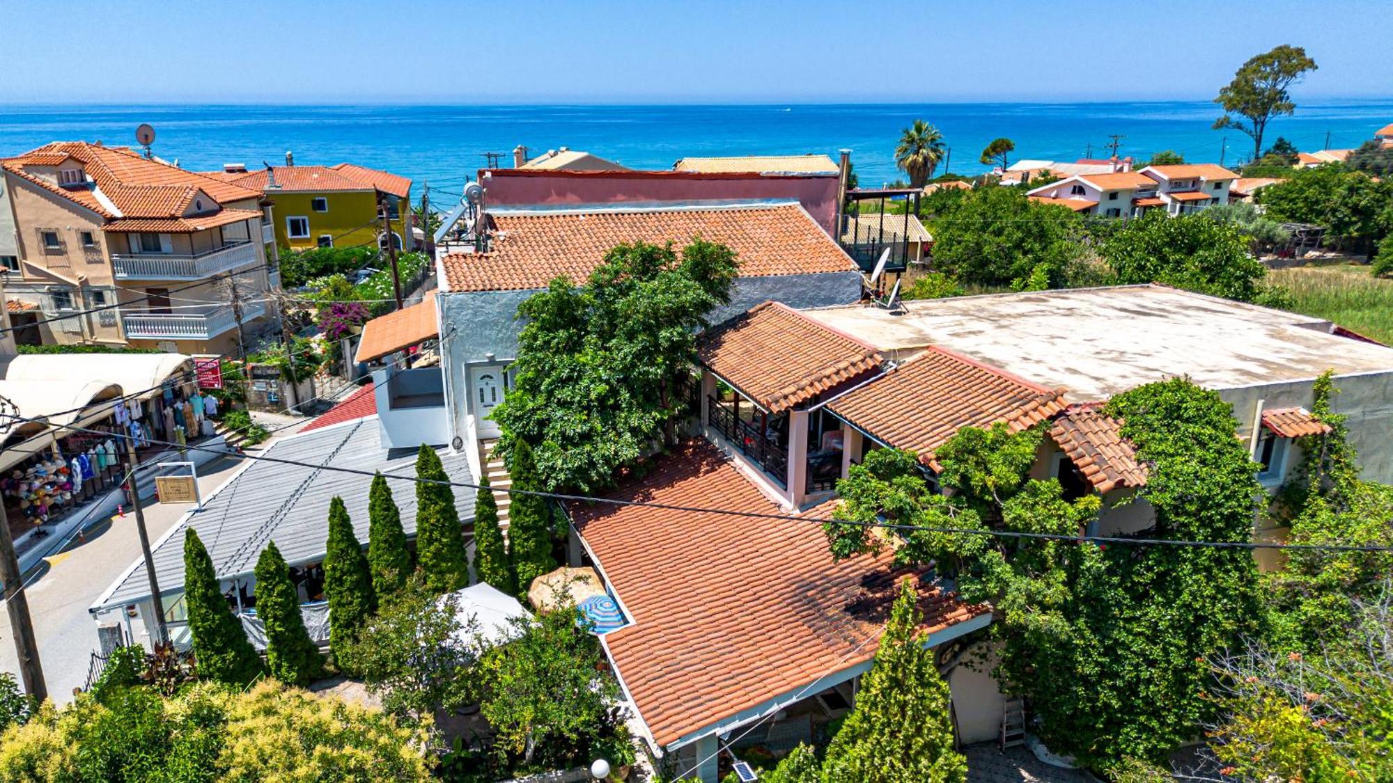 Tholeto Apartments Agios Gordios  Exterior foto