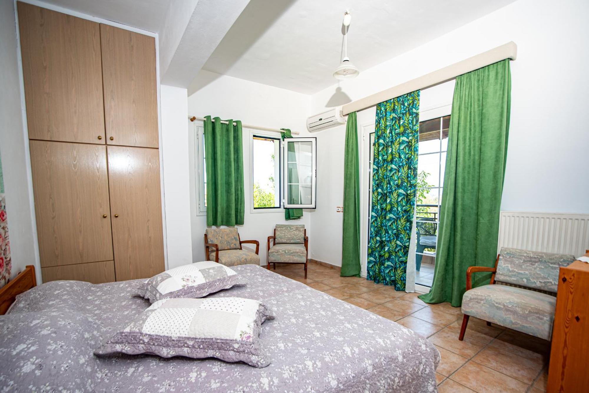 Tholeto Apartments Agios Gordios  Exterior foto